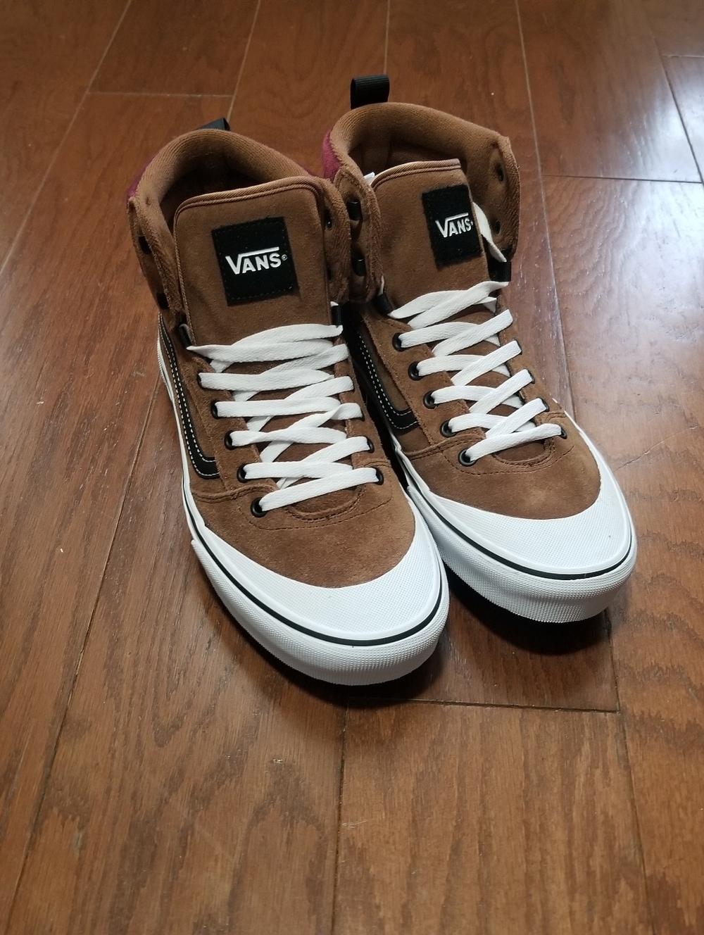 🔥NEW! Vans Brown Suede High-Top Sneakers with White Accents Mens sz 10 NWT